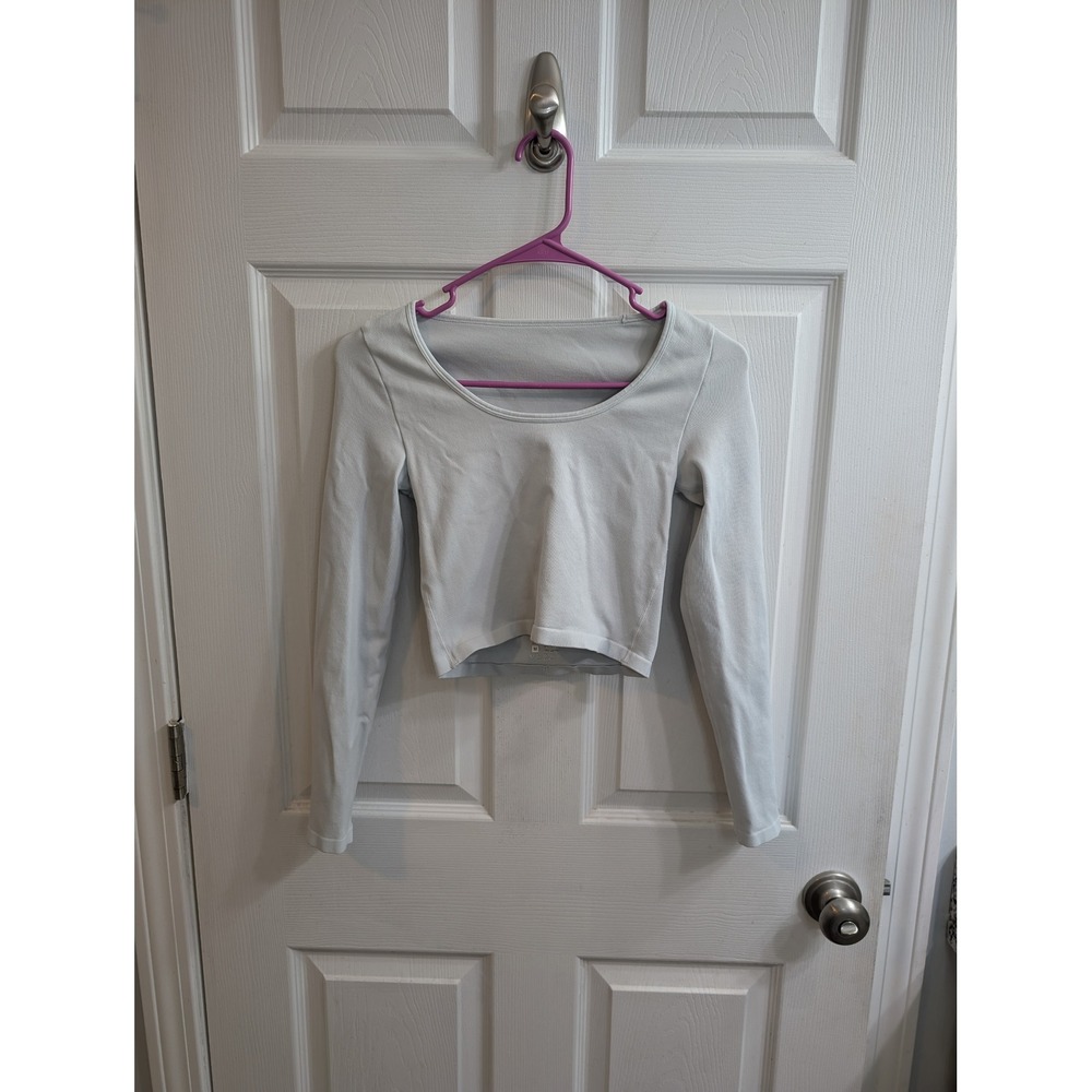 OQQ Ribbed Seamless Long Sleeve Crop Top Light Blue Scoop Neck - Size M